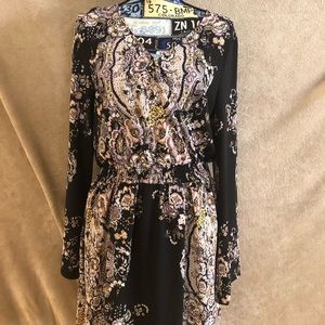 Multi-color V-neck knee-length chiffon dress